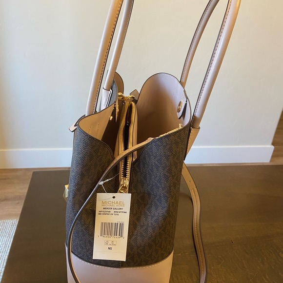 Michael Kors Mercer Gallery Small Signature Logo Satchel - brown/soft pink - Picture 4 of 11